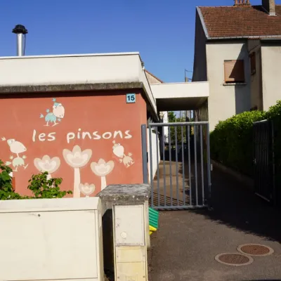 Pinsons 1280px 3